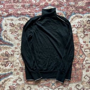 Banana republic black and white 100% merino wool turtleneck sweater size small s